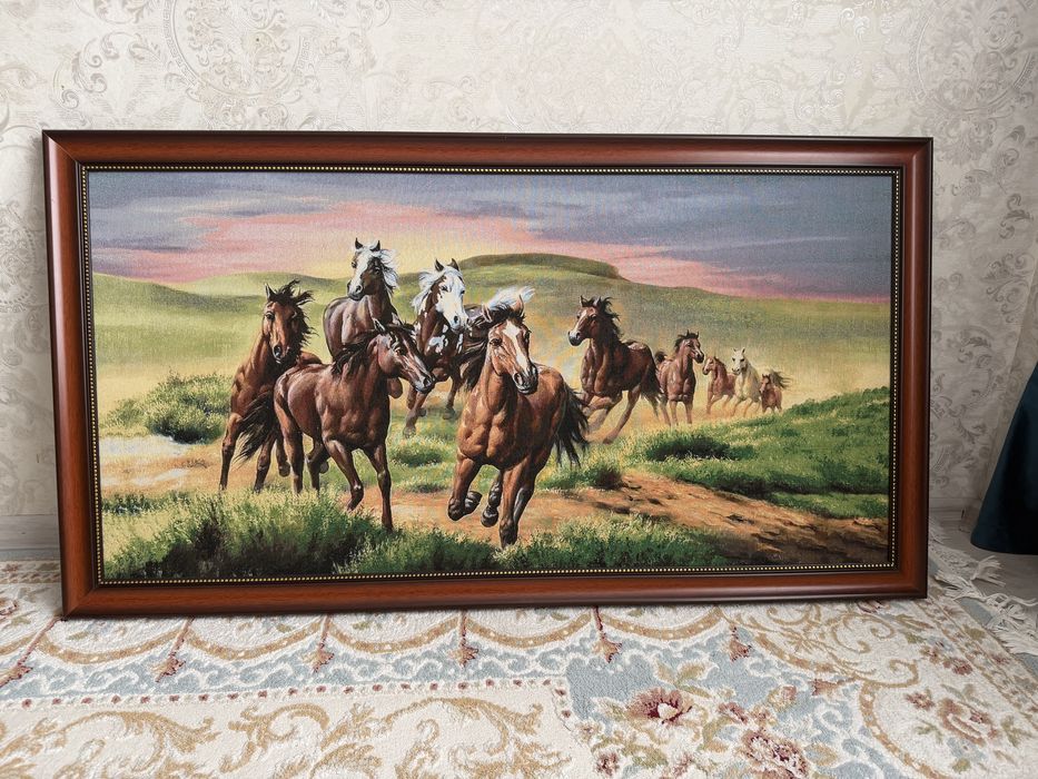 Продам картину с лошадьми
