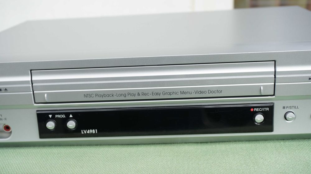 Video recorder VHS LG model LV4981 stereo Hi-Fi PAL/NTSC Cluj