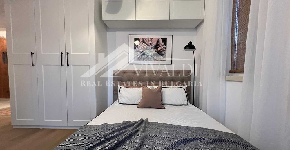 Продава се Едностаен апартамент в Варна, Център - 40 кв.м за 3875 €/кв.м - Снимка #10