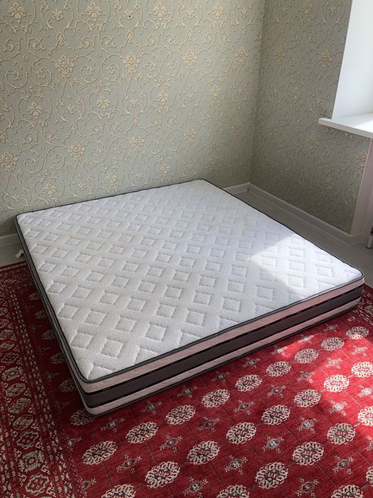 Продам матрас Надежный