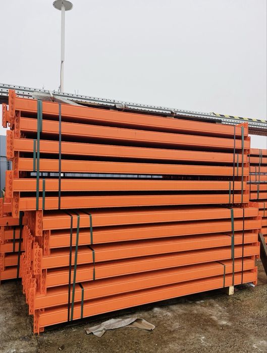 rafturi metalice 836€