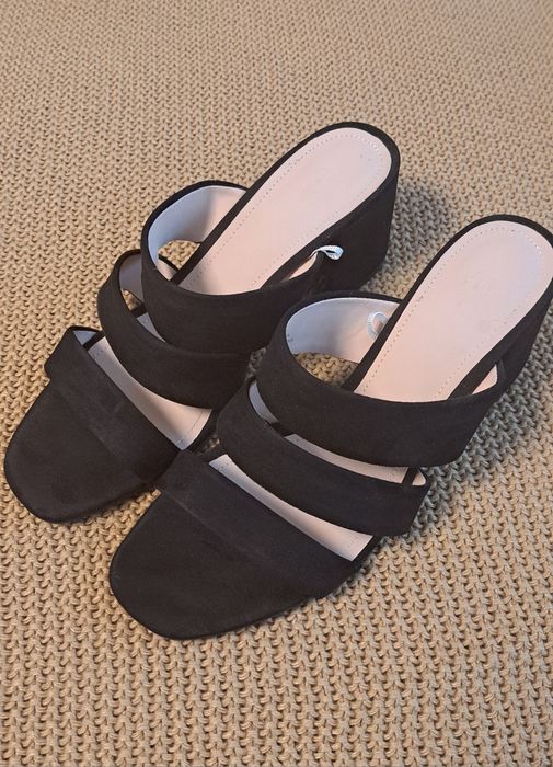 Sandale noi finuțe toc comod 39