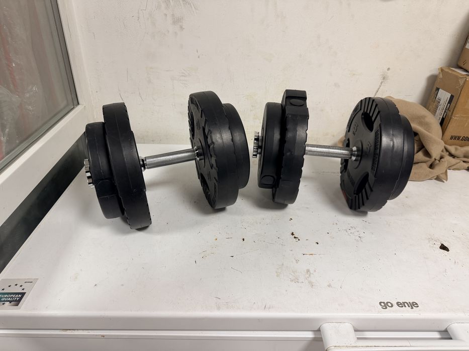 Gantere reglabile noi 17,5 kg+17,5 kg=35 kg pret 250 lei