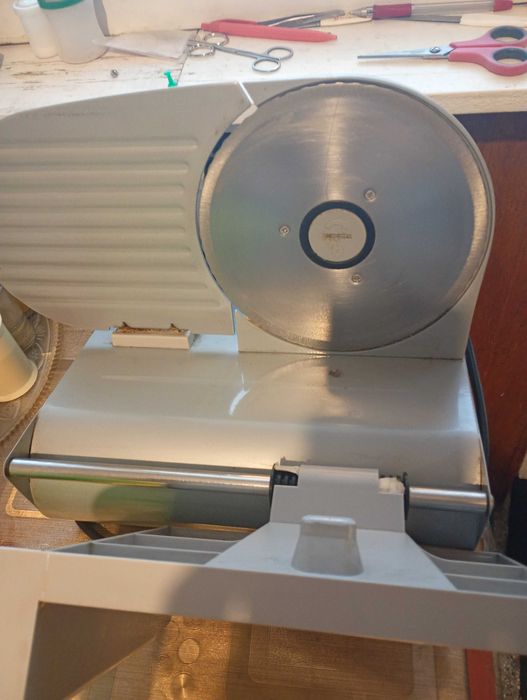 Машина за рязане на месо gorenje