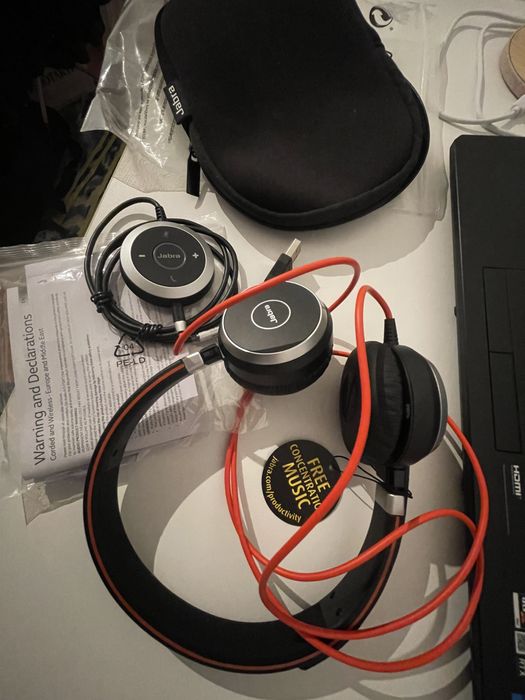 Casti Jabra cu Microfon Evolve 40 , Noi !!!