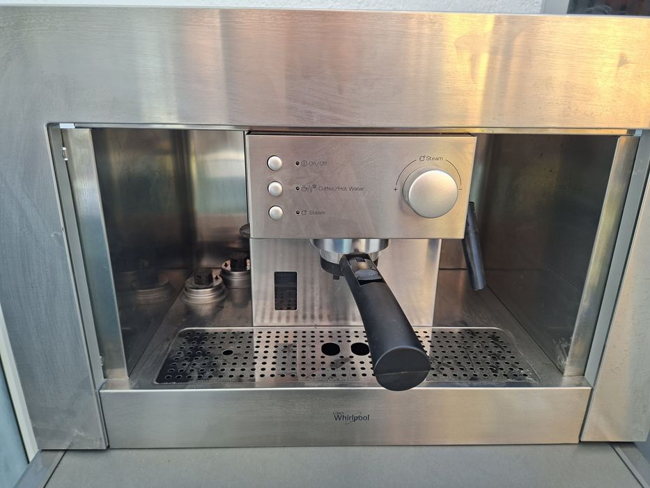 Aparat cafea professional whirlpool.