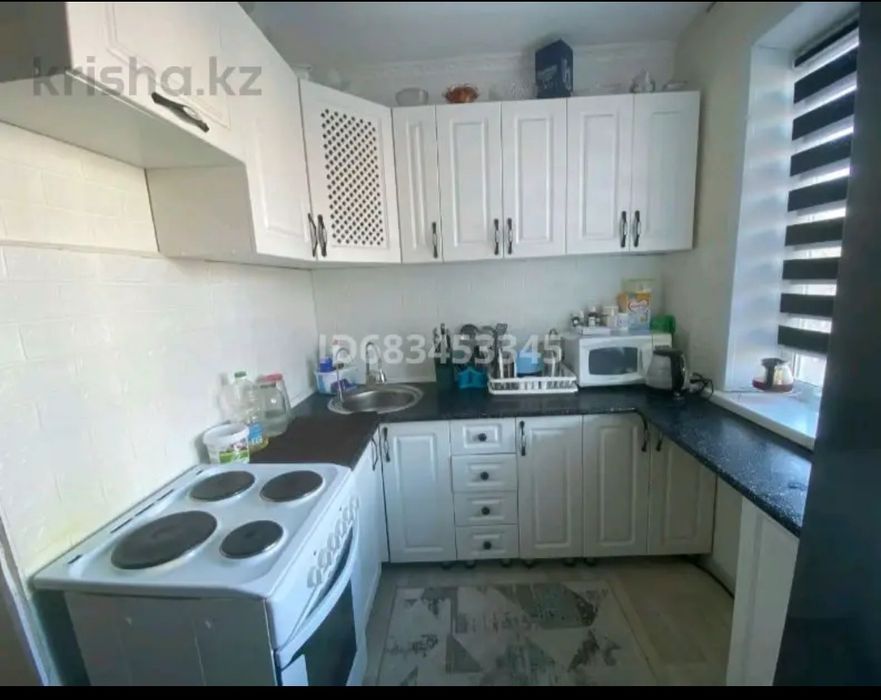 3-х ком квартира. 60кв метр За 22мил цена договорная. Срочно.