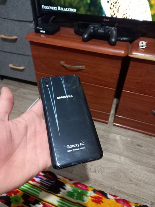 Срочно продам Samsung galaxy A10