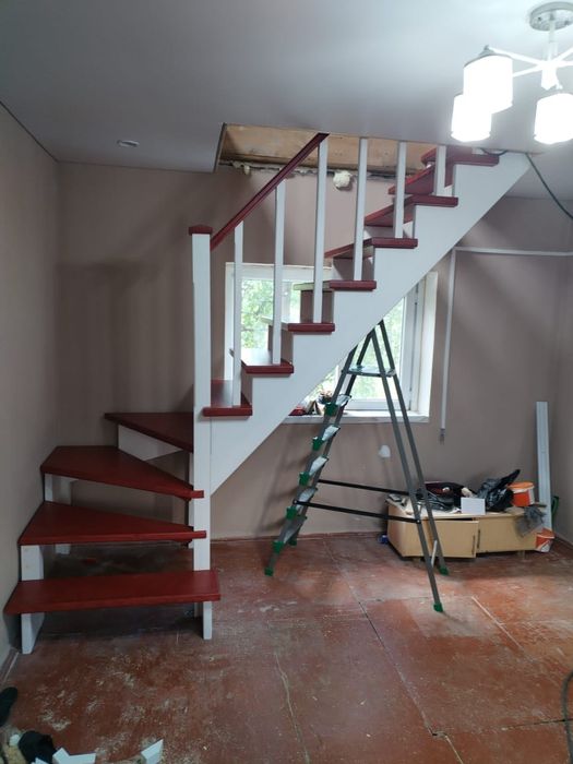 Деревянная лестница