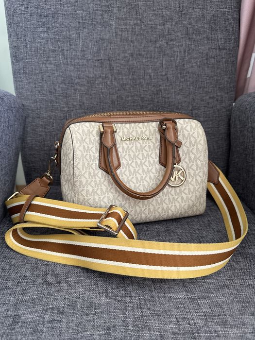 Дамска чанта Michael Kors