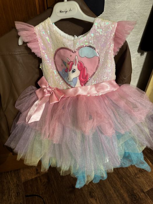 Продам детское платье