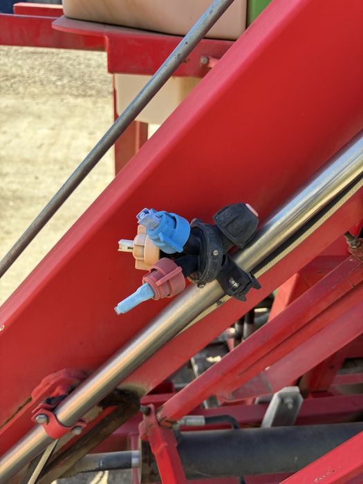 Aparat erbicidat purtat  Bontida