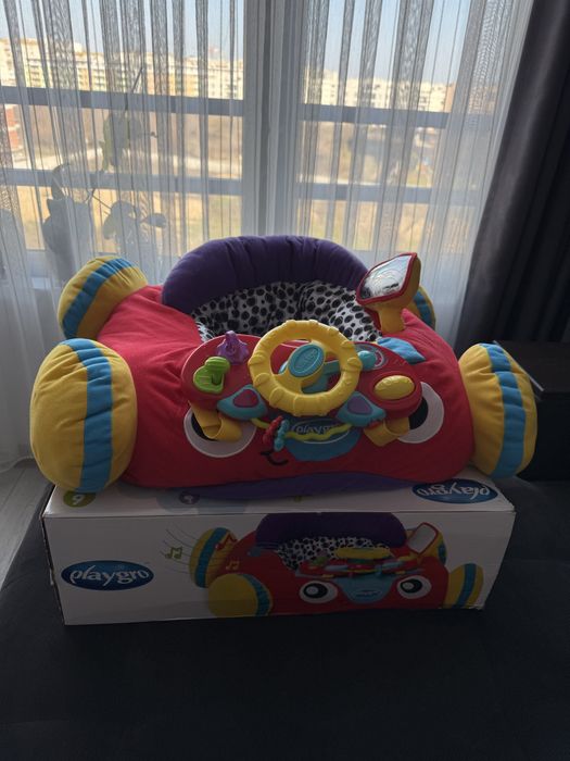 Playgro Игрален център със светлини и звуци ПЛЮШЕНА КОЛА