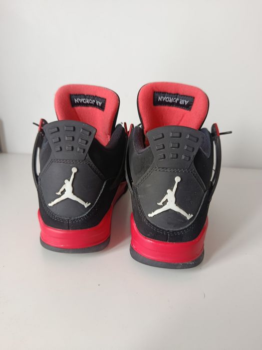 Jordan 4 Red thunder