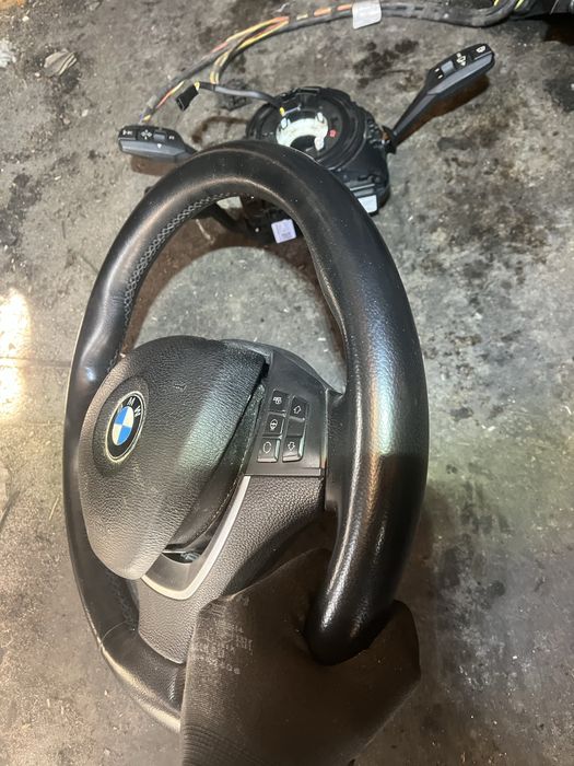 Волан с подгрев бмв х5 е70 ( volan s podgrev bmw x5 e70 )