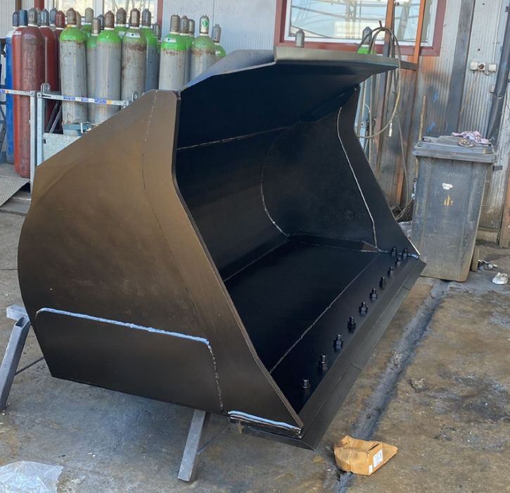 Cupa de cereale pentru manipulator telescopic