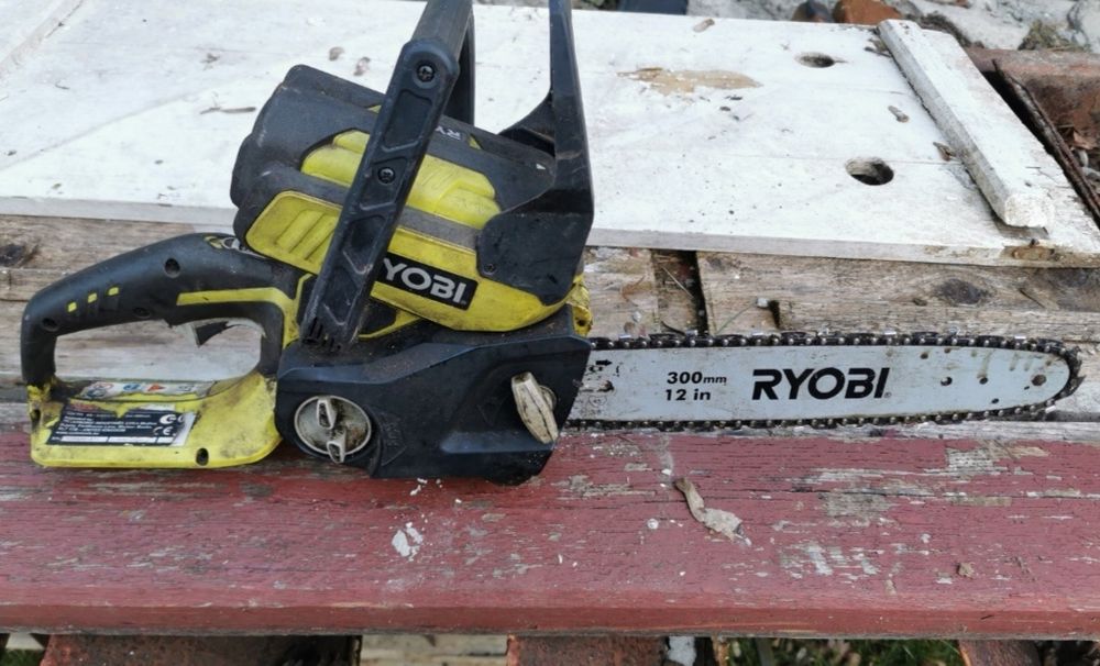 Drujbă electrică pe acumulator Ryobi RCS36, 36V, lamă 30 cm