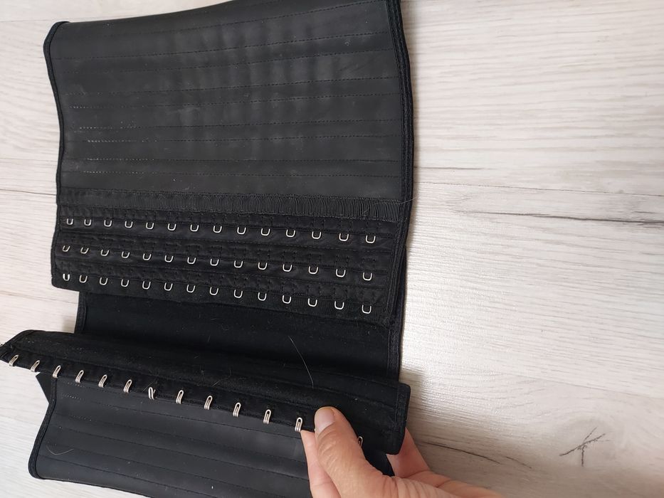 Продам полукорсет детский