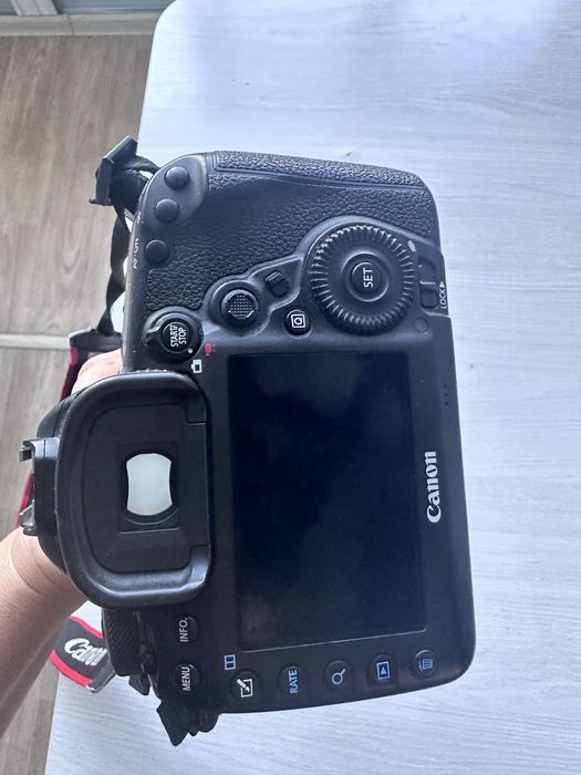 Фотоаппарат canon Mark 5d