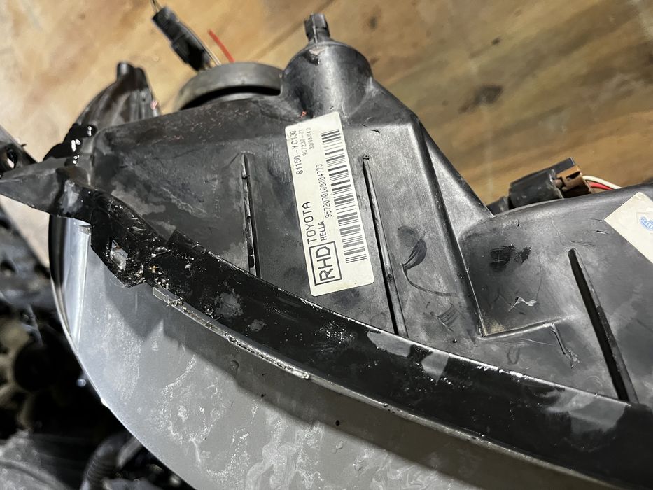 Фары передние камри 35 б/у оригинал