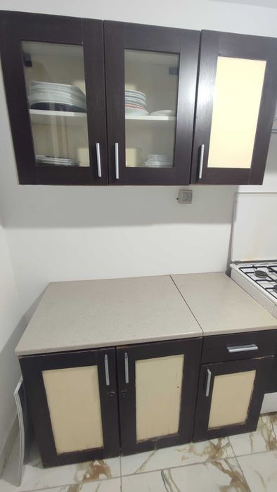 Chirie in casa veche cu 3 camere, Pantelimon, Ilfov - minim 1 an