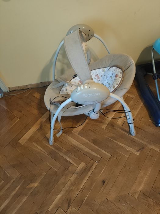 Автоматична бебешка люлка