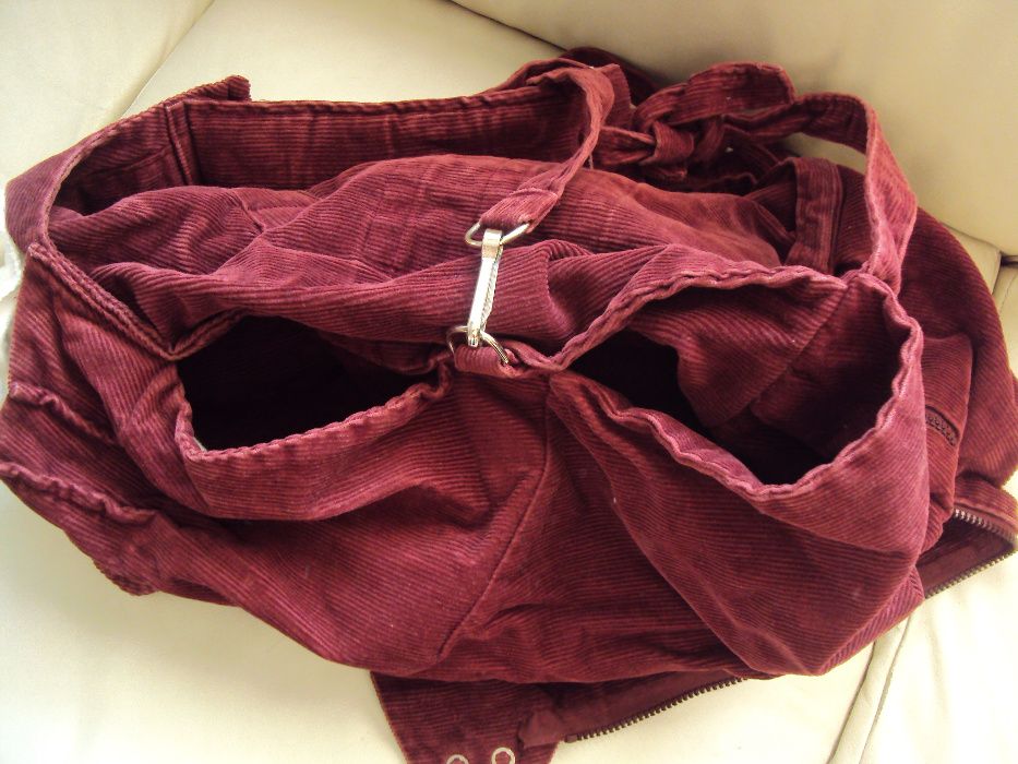 Швейцарско кенгуру за новородено и за малко бебе с 2 опции