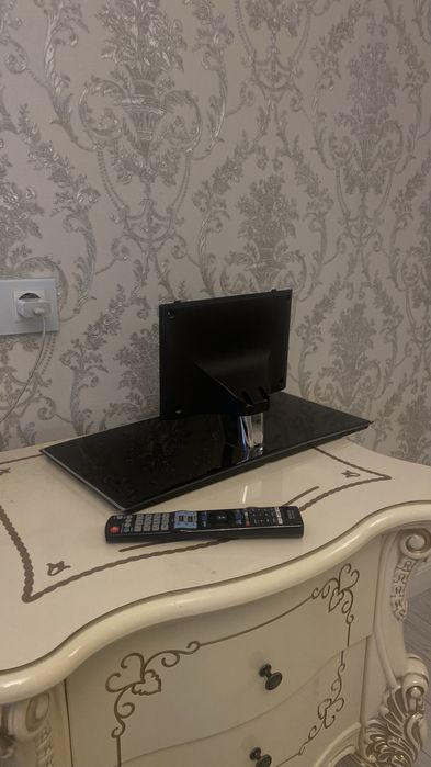 Продам телевизор LG , б/у