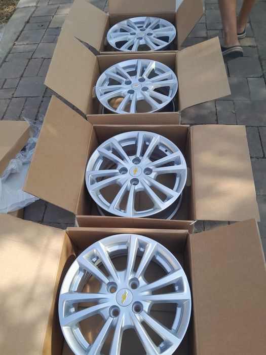 Кобальт диск новый компелкт R15