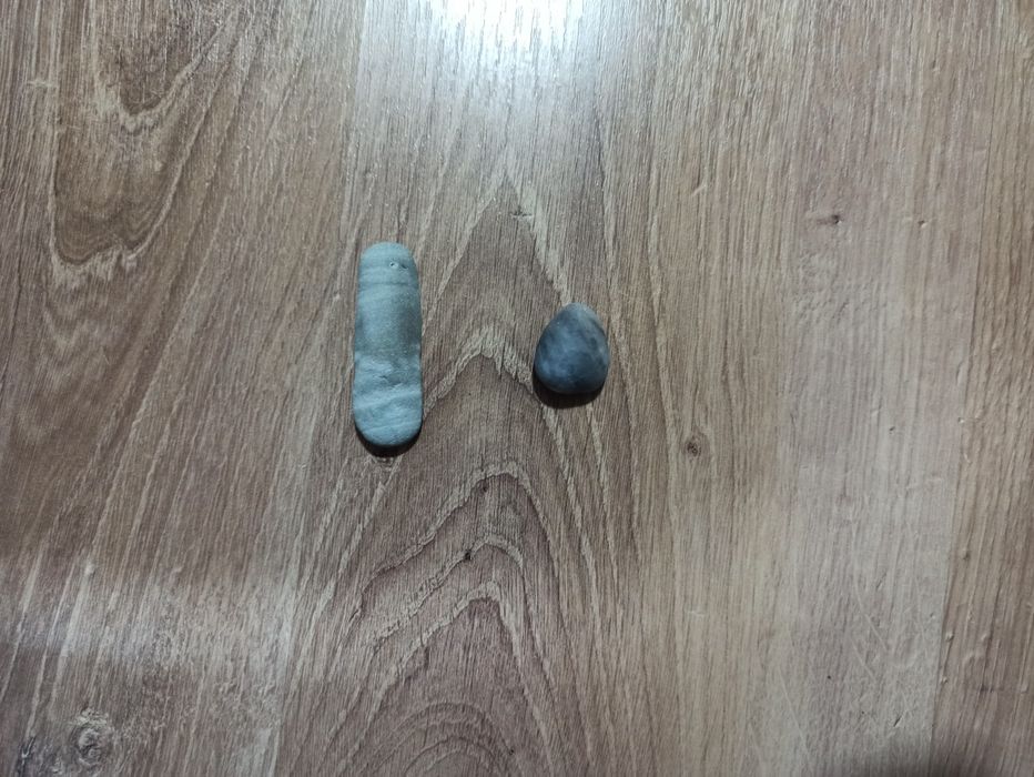 Pietre prețioase, f fine