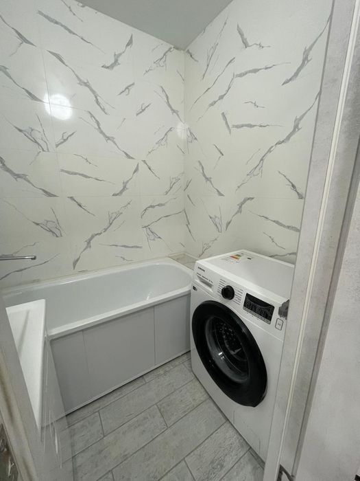 Продам евро двушку на Стрелке