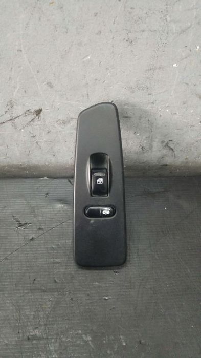 Buton geam electric blocare usa dreapta ssangyong rexton gab 96327938 8583008000