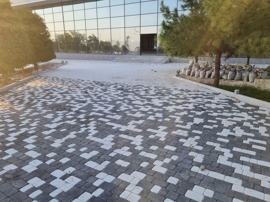 Брусчатка, тротуарная плитка "Старый город" и др. Бордюры, лотки.