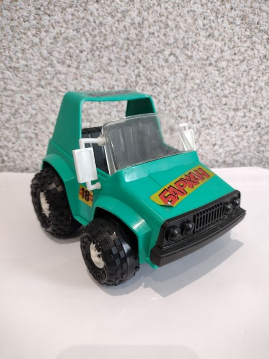 Стари играчки - коли