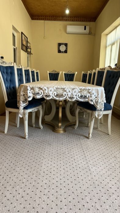 Комплект Стол стуллар сотилади