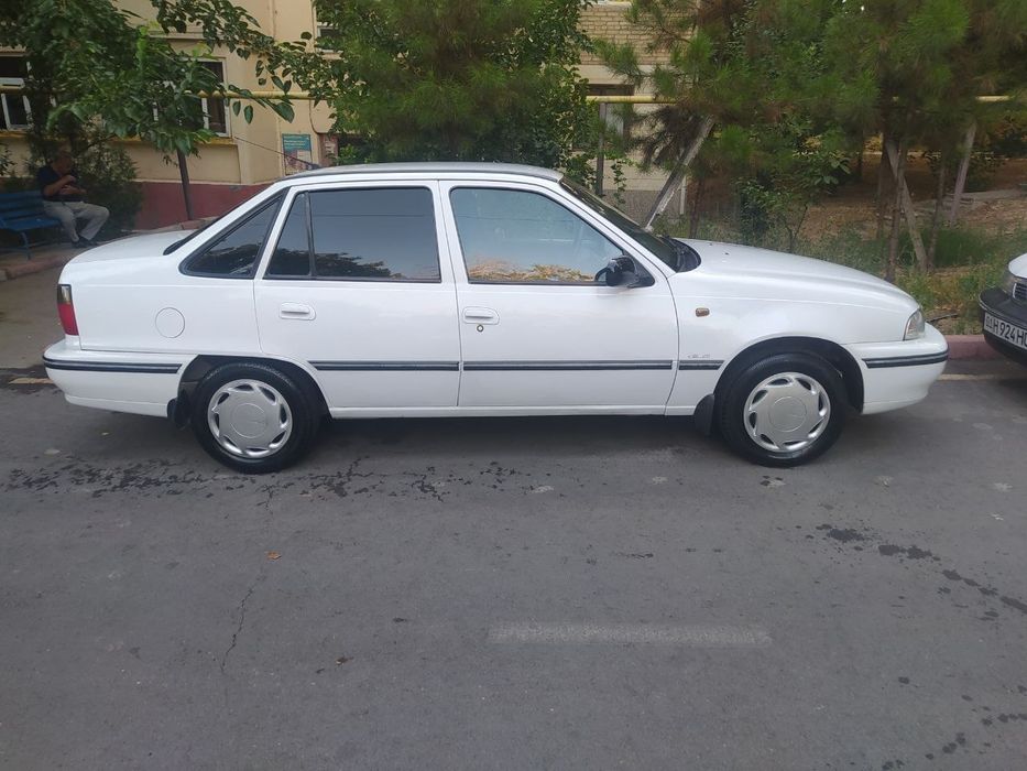 Neкsa 1sotiladi 6000у.е