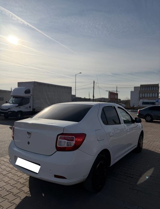 Vând Dacia Logan 2014