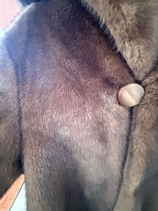 шуба сатылады 1рет килди новыи