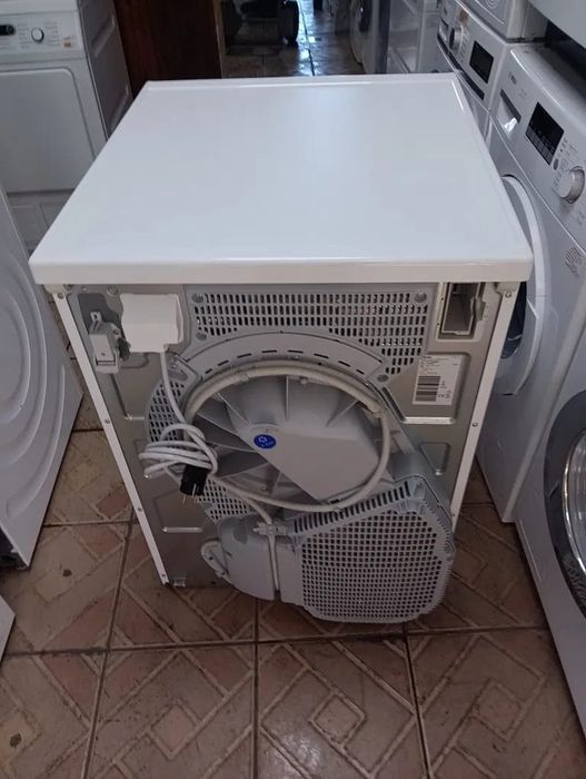 Професионална сушилня с термопомпа Миеле Miele Professional PDR508HL