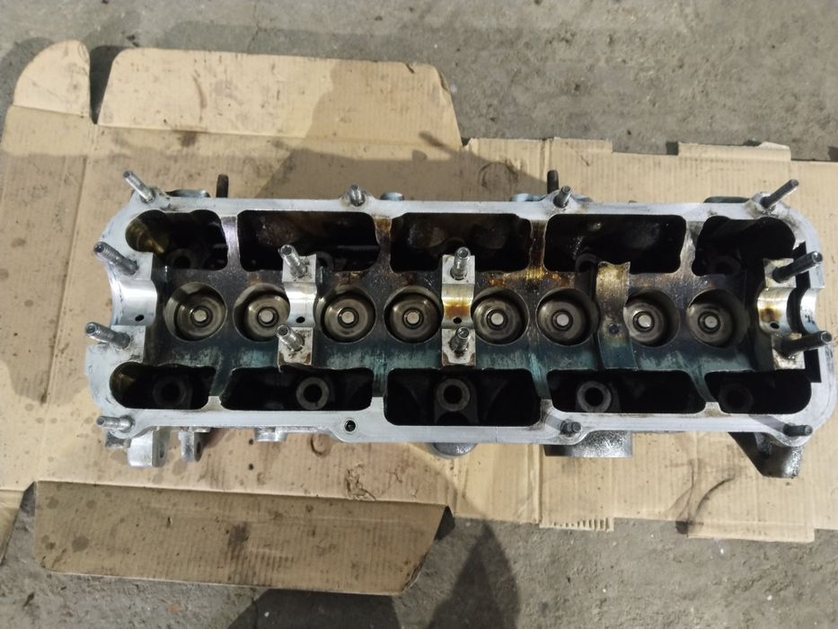 Продам головки 1.8 об