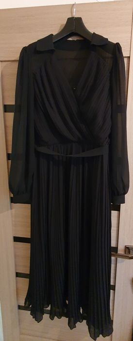 Платье шикарное  на выход