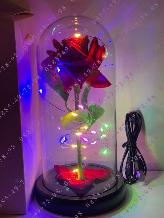 Вечна роза в стъкленица с лед осветление,подарък за жена, 8 март