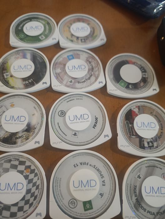 Psp дискове с калъфа заедно