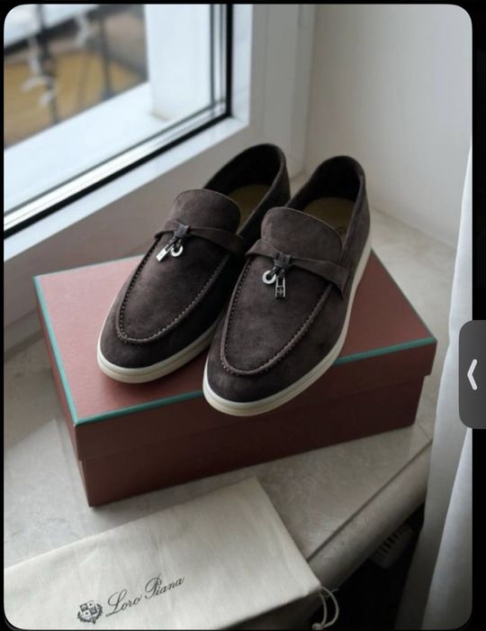 Лоферы новые 9500