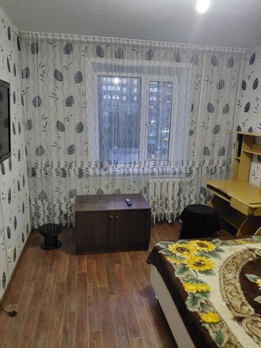 Сдам 2х ком квартиру.