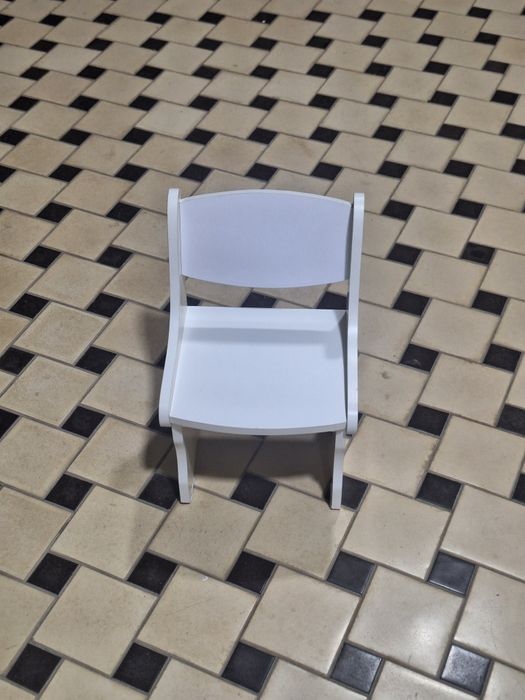 Детский стульчик новые из ламина от 2 до 8 летта