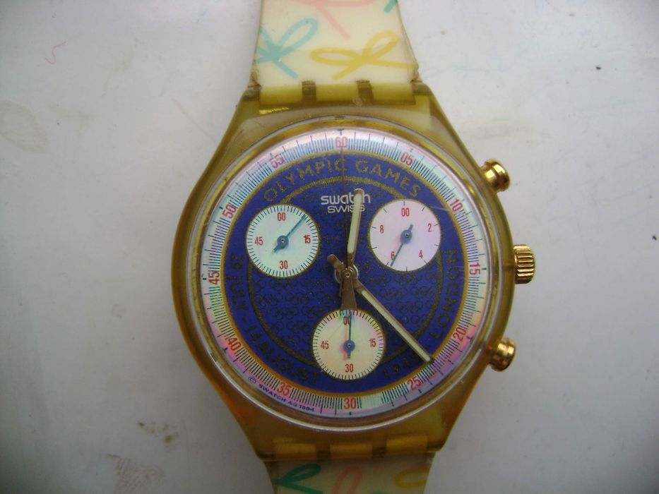 Продавам 5 броя кварцови часовника Swatch и Casio