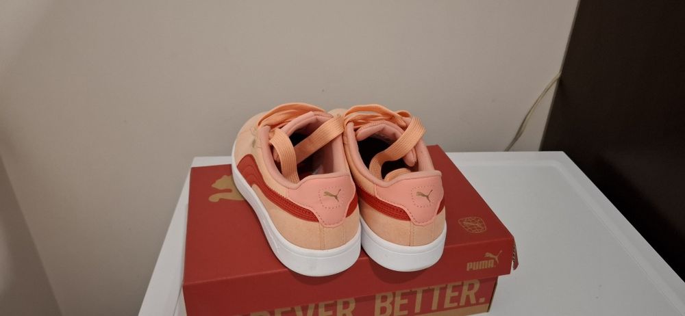 Маратонки Puma. Носени 1-2 пъти.