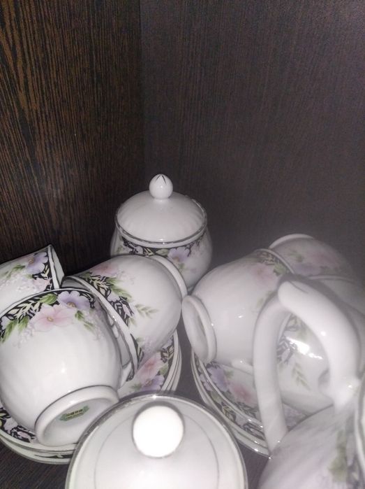 Продам чайный сервиз