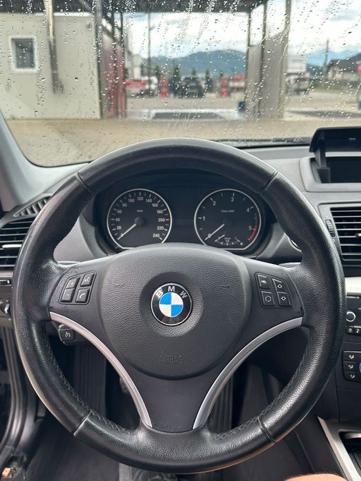 BMW seria 1 2010  2.0 tdi